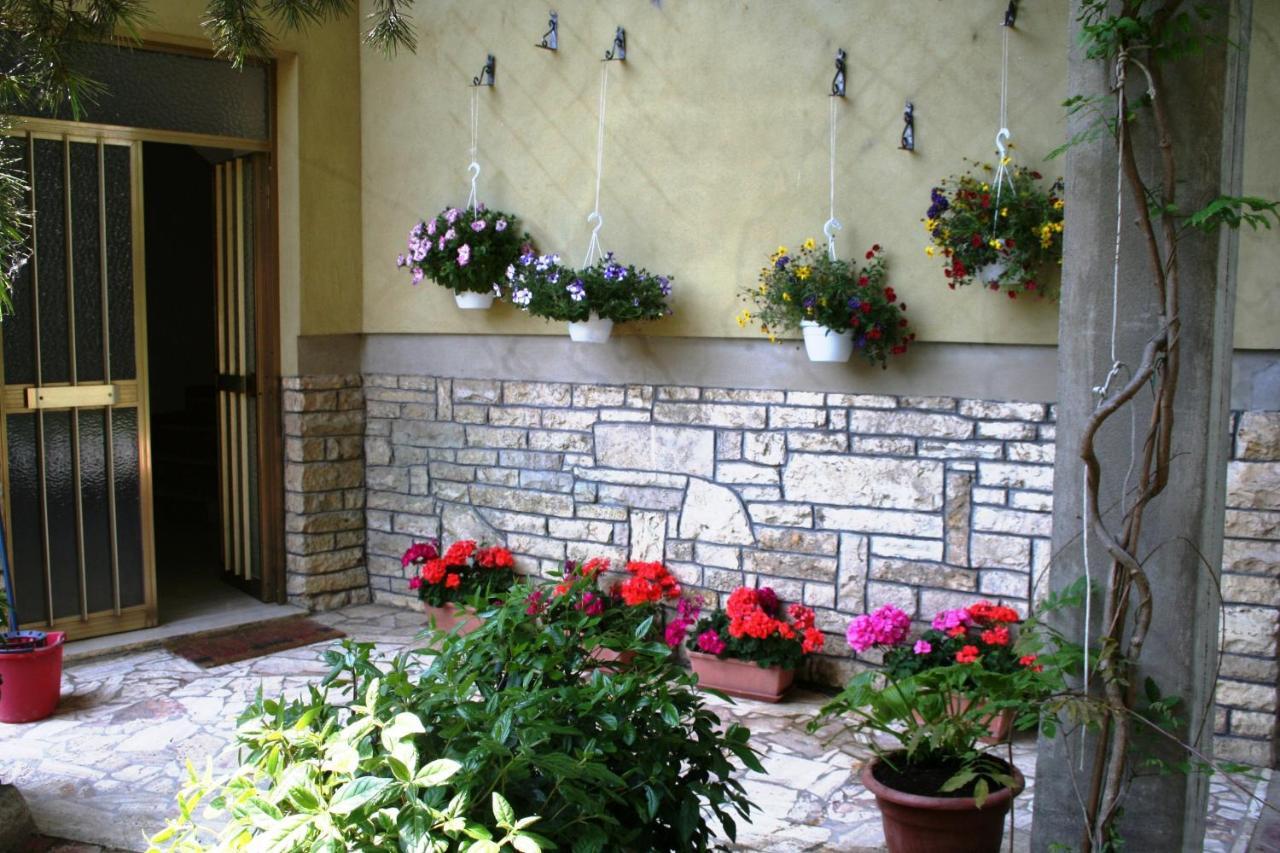 La Casa Di Rachele Apartment Sarteano Exterior photo